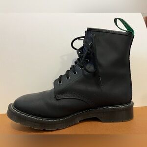 SoloVair - Matte Black LaceUp Boot